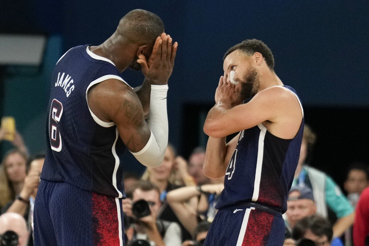 Día 15 de los Juegos Olímpicos de París: Estados Unidos gana oro en baloncesto masculino y fútbol femenino, suma 3 oros en pista